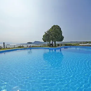 Centro Residenziale Benaco - Gardagate Apartment Manerba del Garda